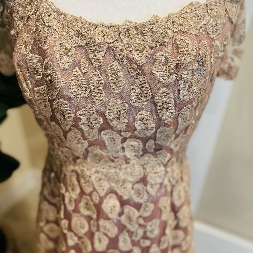 Evening Elegance - Picture 4 of 10